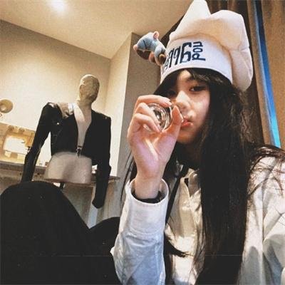 铁汉艳娃